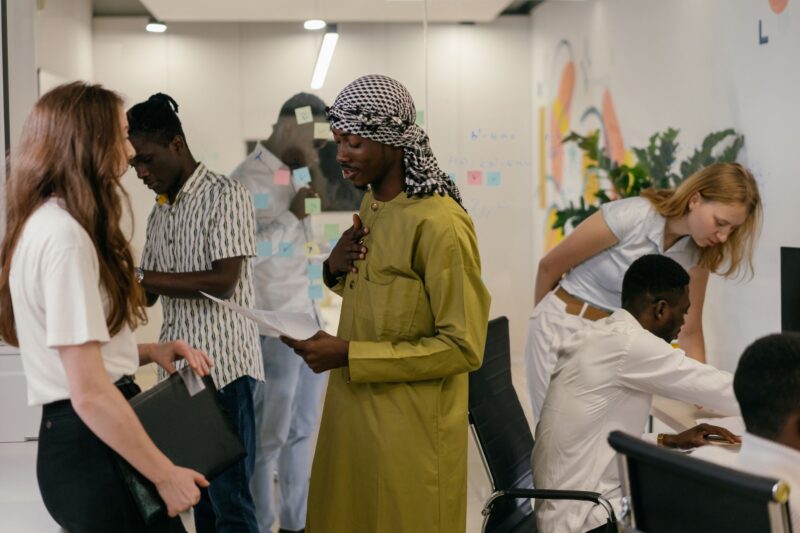 Stage au Royaume-Uni : réussir son intégration culturelle et professionnelle